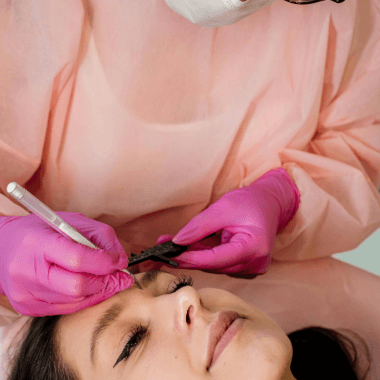 EYEBROWS AND TATOO REMOVAL